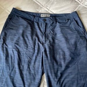 Travis Mathew Mens golf shorts